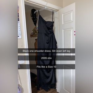 Black prom dress